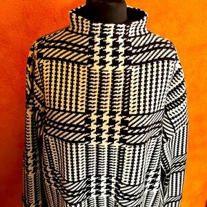 Max studio Sz XL zipped oversized turtleneck